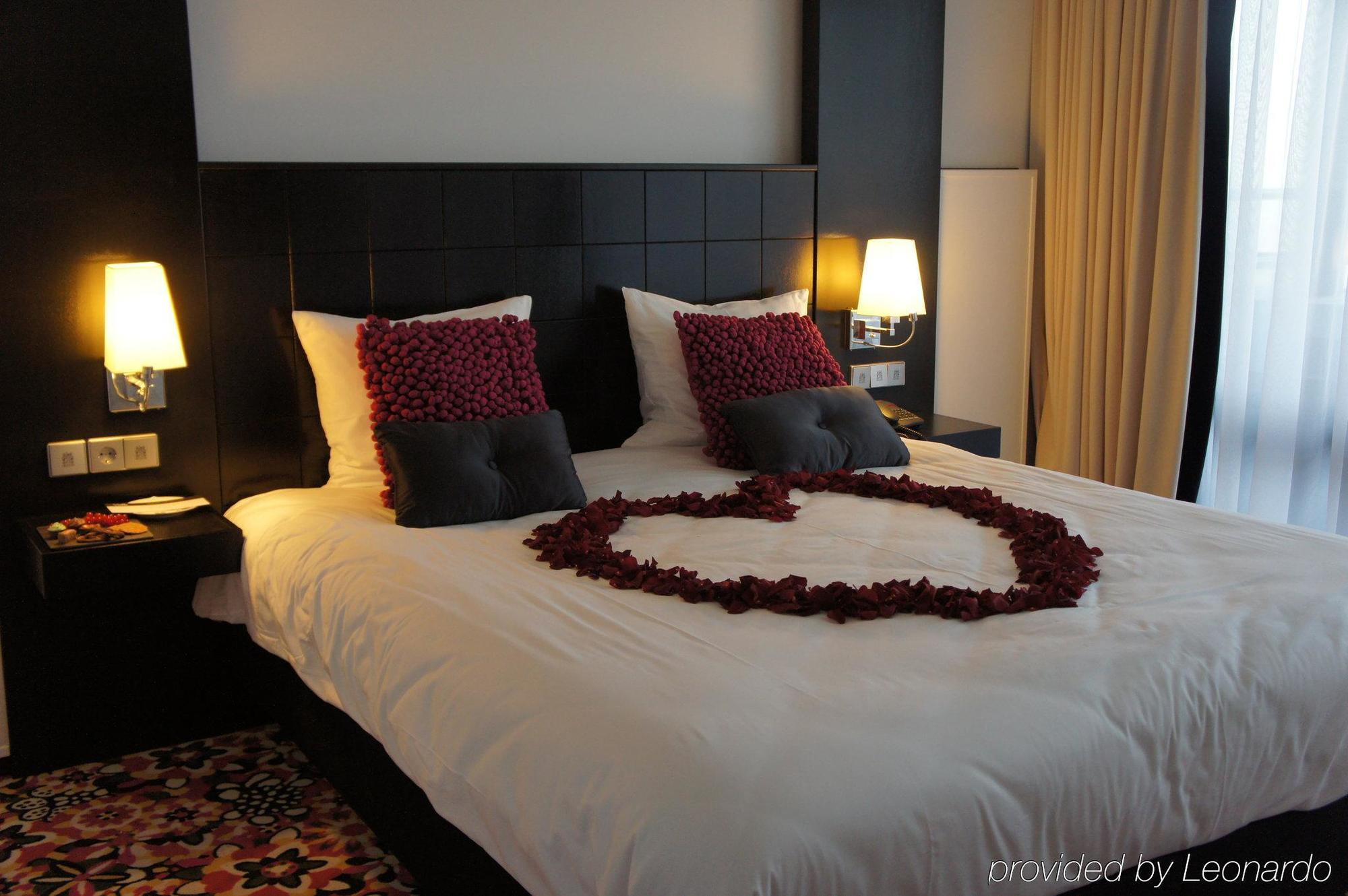 Van Der Valk Hotel Den Haag โนทดอร์ป ภายนอก รูปภาพ