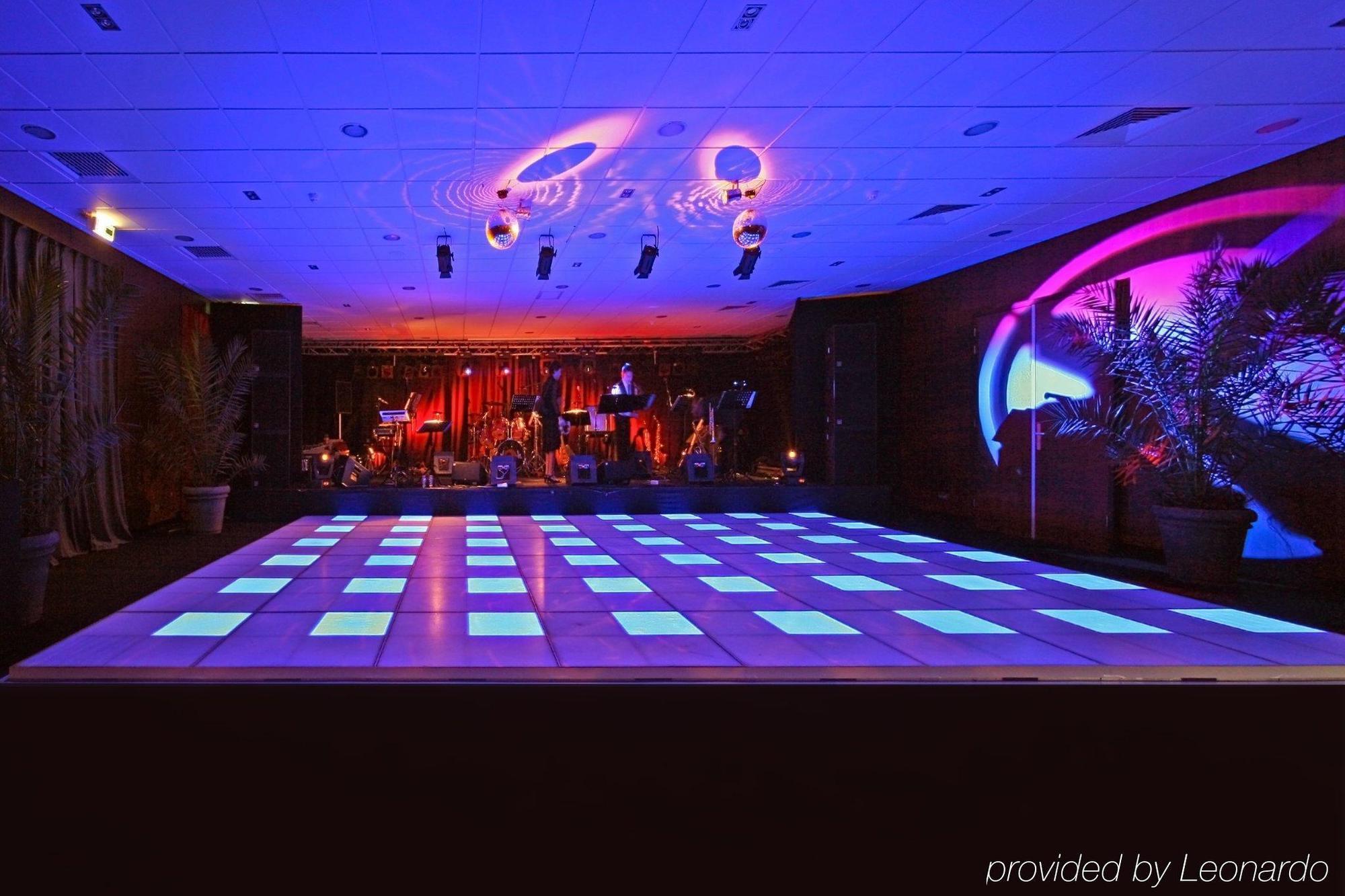 Van Der Valk Hotel Den Haag โนทดอร์ป ภายนอก รูปภาพ